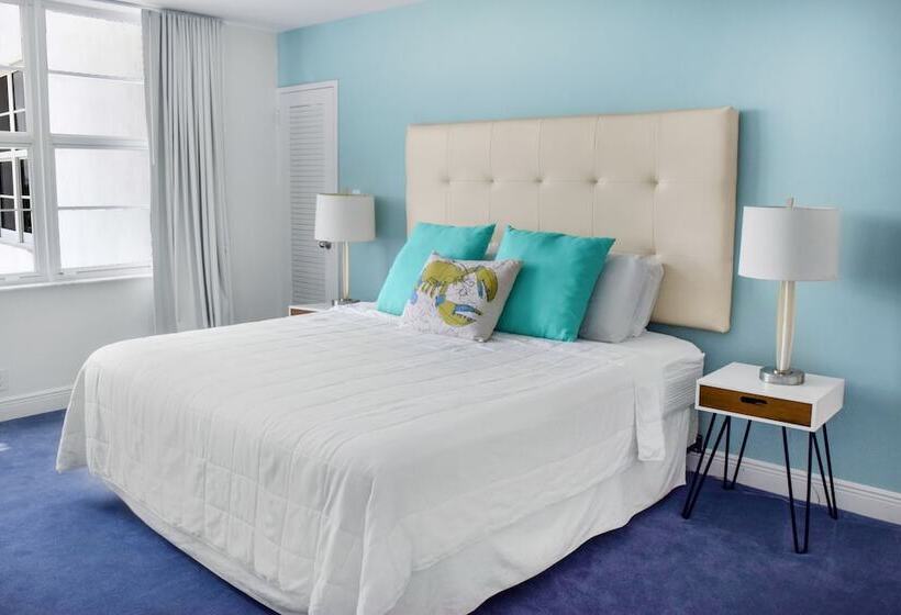 デラックススイート, Seacoast Suites On Miami Beach