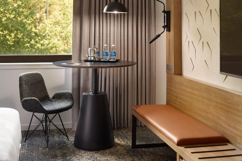 اتاق استاندارد با تخت بزرگ, Sheraton Imperial Hotel Raleigh Durham Airport At Research Triangle Park