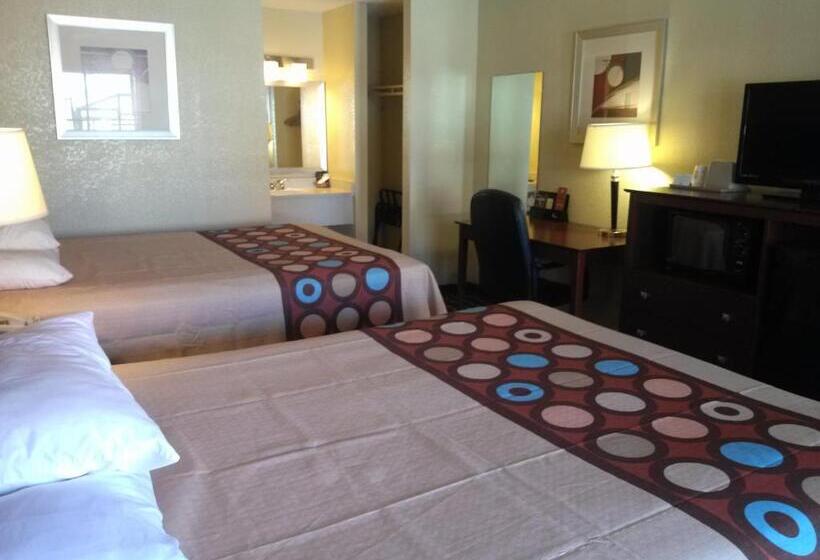 חדר סטנדרט, Super 8 By Wyndham Kerrville Tx