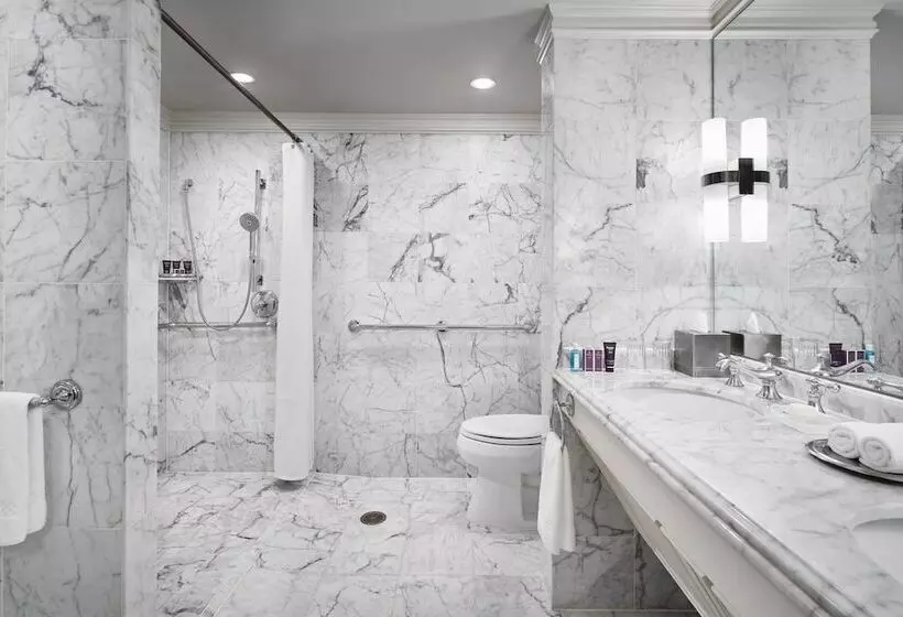 سوییت اجرایی, The Ritzcarlton, Pentagon City