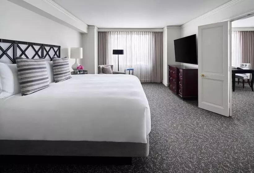 سوئیت کلاب, The Ritzcarlton, Pentagon City