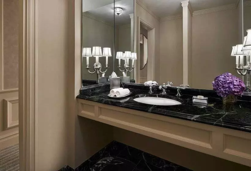 سوئیت کلاب, The Ritzcarlton, Pentagon City