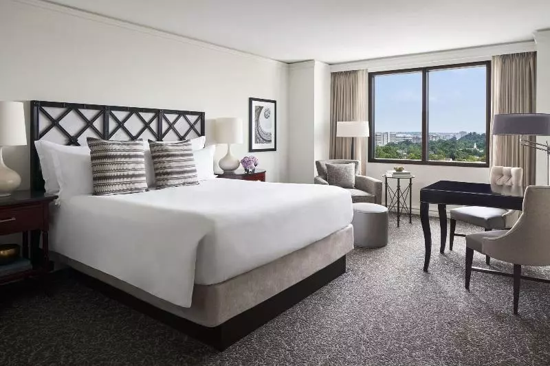 اتاق کلاب, The Ritzcarlton, Pentagon City