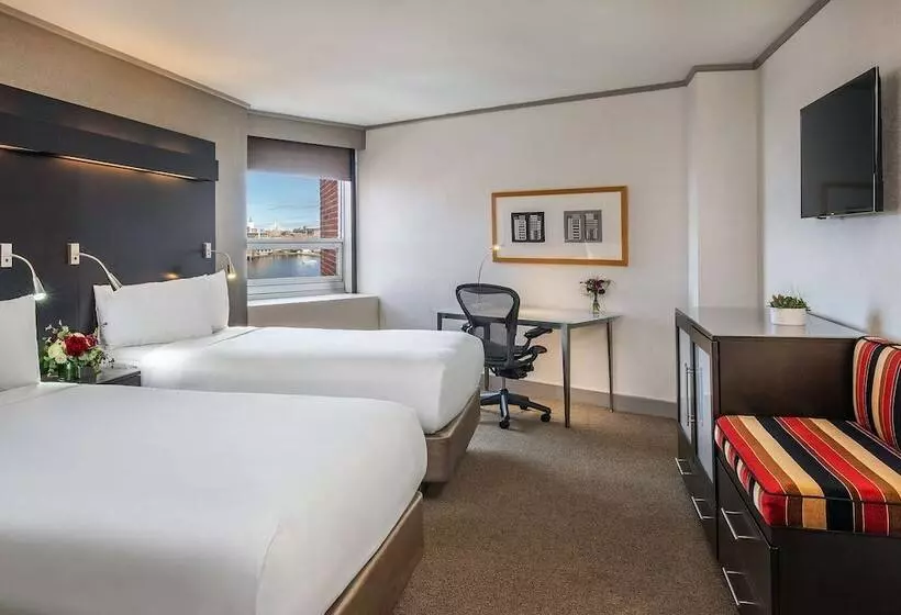 اتاق استاندارد با 2 تخت دوبل, The Royal Sonesta Boston