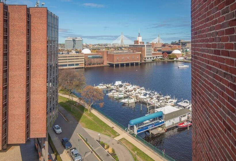 ２ダブルベッドのスタンダードルーム, The Royal Sonesta Boston