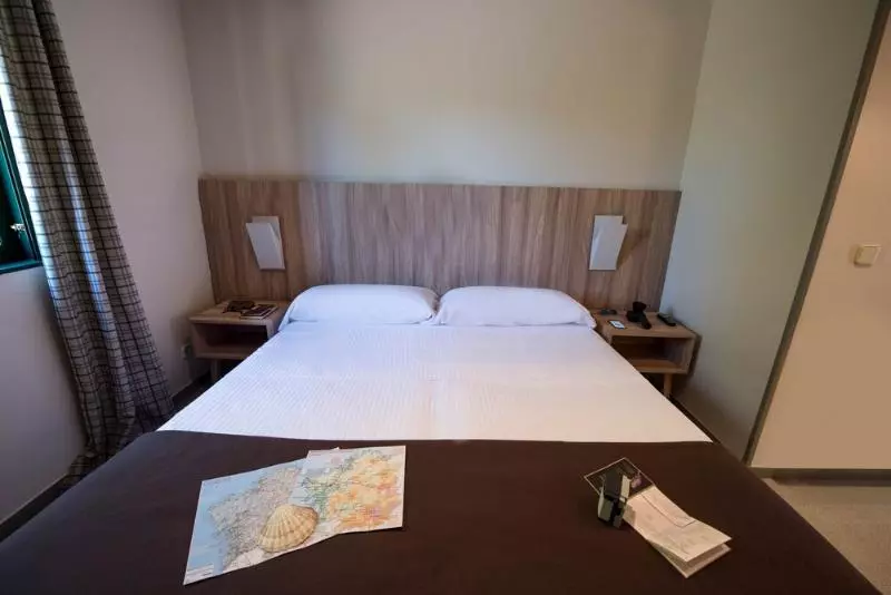 キングサイズベッドのスタンダードルーム, Wyndham Riverfront Little Rock