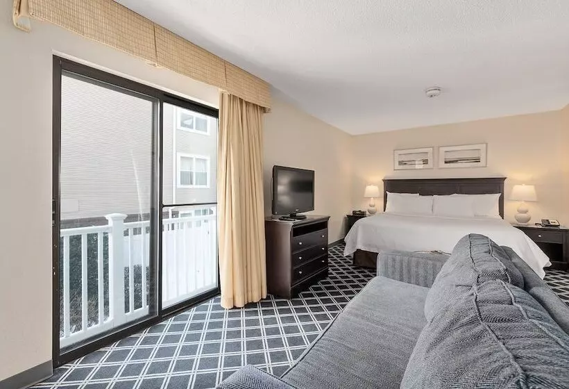 デラックススタジオ, Residences At Daniel Webster