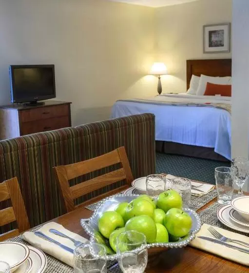 キングサイドベッドのスタンダードワンルーム, Residences At Daniel Webster