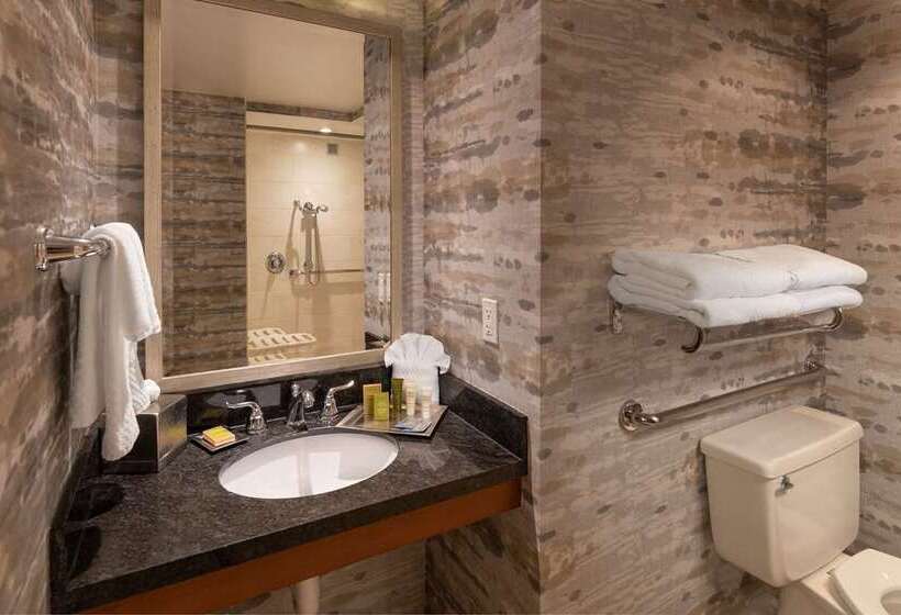 Номер Стандарт, Baker S Cay Resort Key Largo, Curio Collection By Hilton