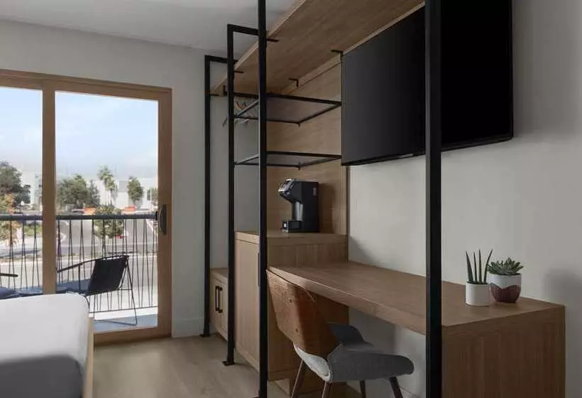 اتاق استاندارد با 2 تخت دوبل, Hilton Stamford Hotel & Executive Meeting Center