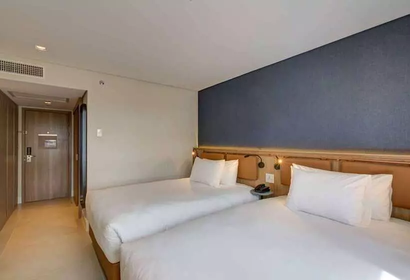 اتاق استاندارد با 2 تخت دوبل, Hilton Stamford Hotel & Executive Meeting Center