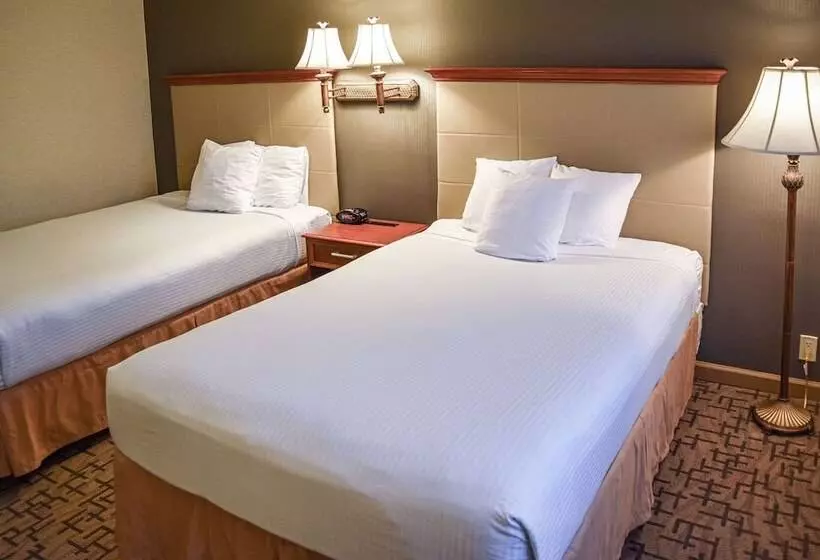 ２ダブルベッドのスタンダードルーム, Comfort Inn & Suites Downtown Tacoma