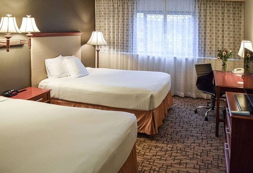 带2个双人床的标准工作室, Comfort Inn & Suites Downtown Tacoma