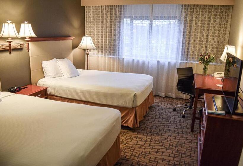 带2个双人床的标准工作室, Comfort Inn & Suites Downtown Tacoma