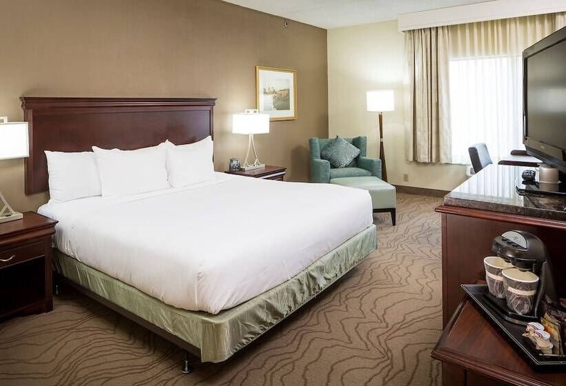 Номер Стандарт Адаптированный для Инвалидов, Doubletree By Hilton  Boston  Milford