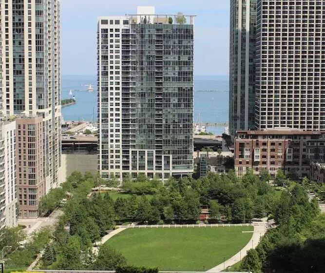 ２ダブルベッドのスタンダードルーム, Fairmont Chicago Millennium Park