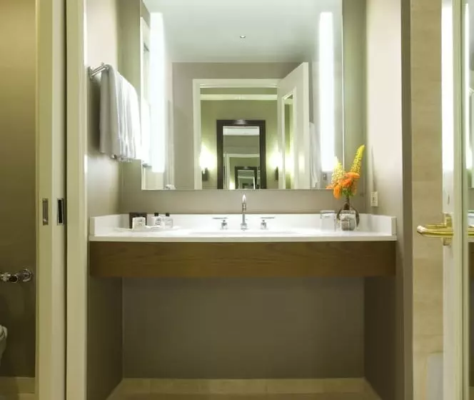 スイート, Fairmont Chicago Millennium Park