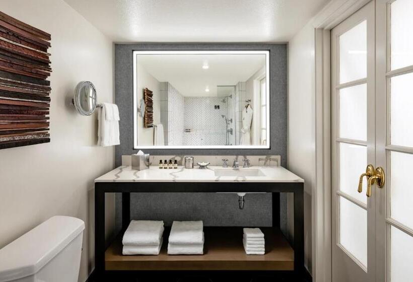 キングサイズベッドのデラックスルーム, Fairmont Sonoma Mission Inn & Spa