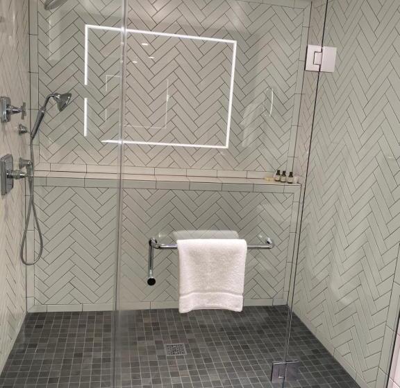 带大床的豪华间, Fairmont Sonoma Mission Inn & Spa