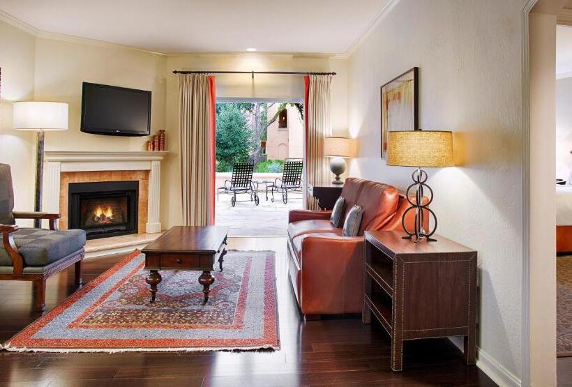 キングサイズベッドのスイートルーム, Fairmont Sonoma Mission Inn & Spa