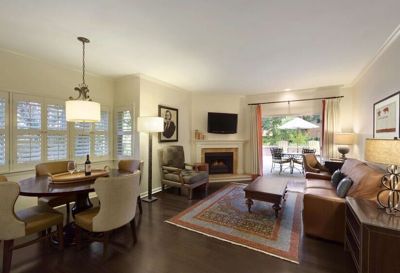 キングサイズベッドのスイートルーム, Fairmont Sonoma Mission Inn & Spa