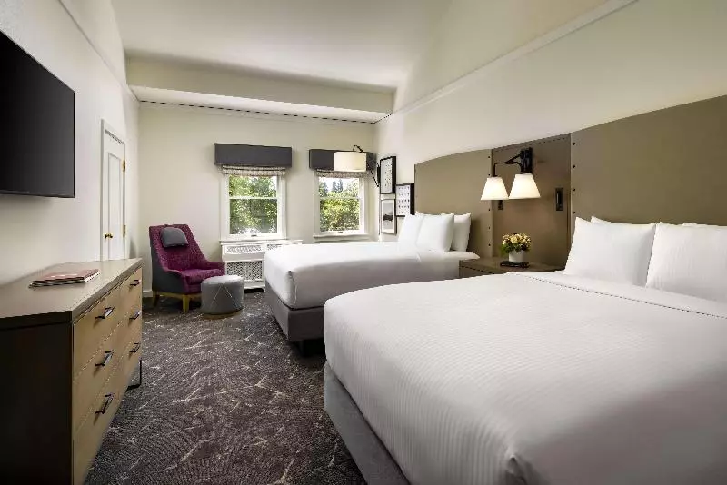 اتاق لوکس با تخت بزرگ, Fairmont Sonoma Mission Inn & Spa