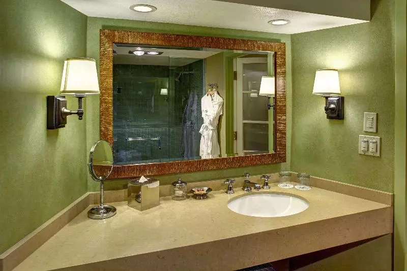 اتاق لوکس با تخت دو نفره بزرگ, Fairmont Sonoma Mission Inn & Spa