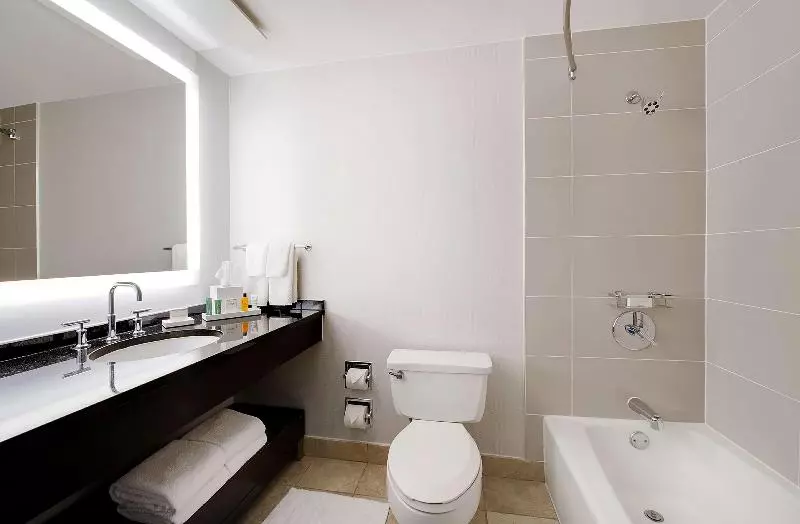Standard-huone King-vuode, Hilton Atlanta