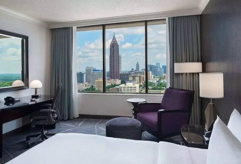 Deluxe-huone Soveltuu Liikuntarajoitteisille, Hilton Atlanta