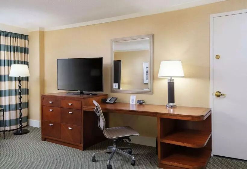 プレミアムルーム, Hilton Stamford Hotel & Executive Meeting Center