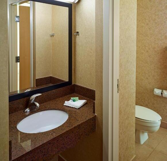 Студия Стандарт, Livinn Hotel Cincinnati North/ Sharonville