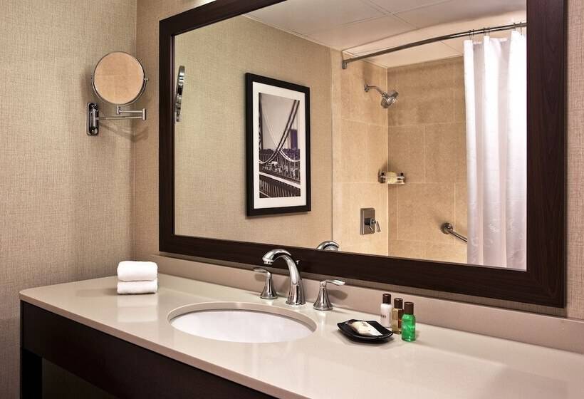 غرفة ديلوكس, Sheraton Parsippany