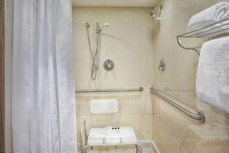 스탠다드 룸 킹사이즈 침대, Sheraton Philadelphia University City