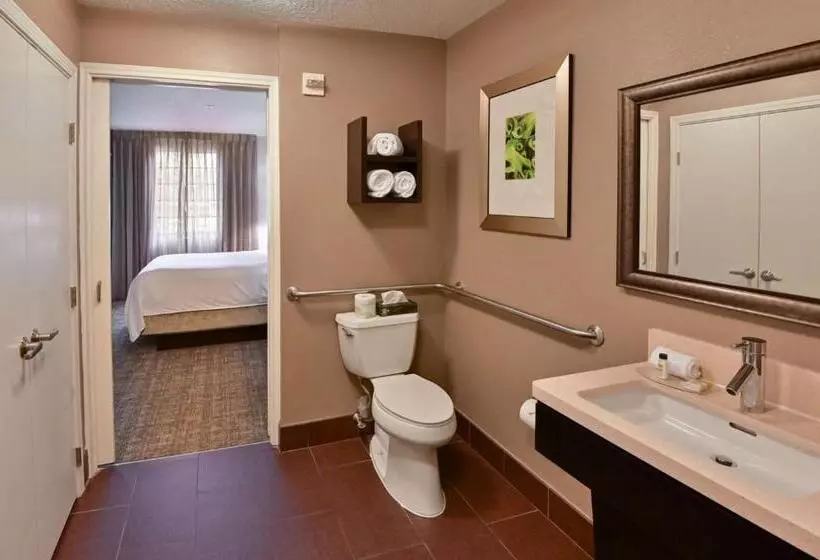 سوئیت برای معلولان, Sonesta Es Suites Sunnyvale