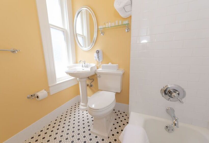 סוויטת 2 חדרי שינה, Stanyan Park