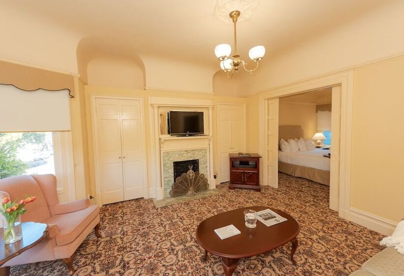 סוויטת 2 חדרי שינה, Stanyan Park