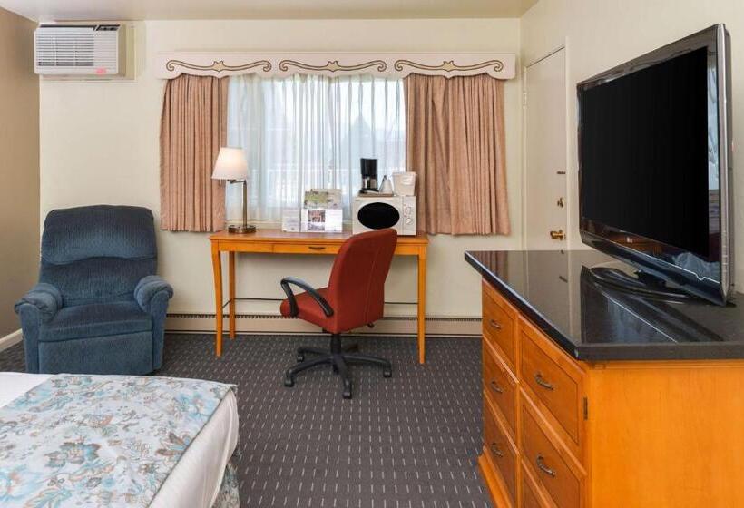 Номер Deluxe Кровать Кинг, Svendsgaard S Lodge  Americas Best Value Inn & Suites