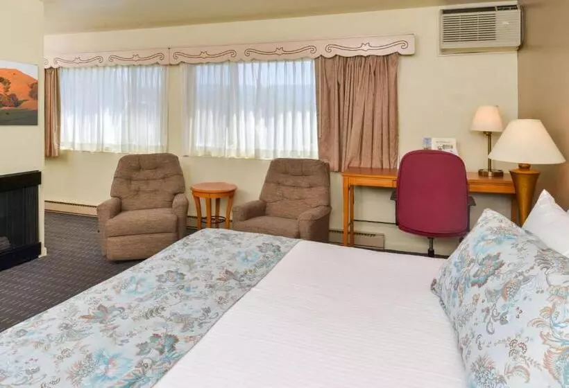 اتاق سوپریور با تخت بزرگ, Svendsgaard S Lodge Americas Best Value Inn & Suites