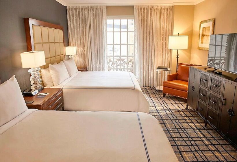 חדר דלוקס, The Adolphus, Autograph Collection