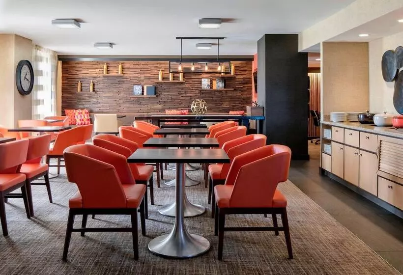 اتاق استاندارد با 2 تخت دوبل, The Lincoln Marriott Cornhusker