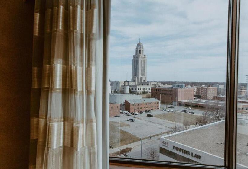 חדר סטנדרט עם מיטת קינג, The Lincoln Marriott Cornhusker