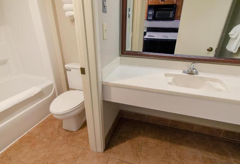 סוויטת אקזקיוטיב נוף לים, Landmark Resort