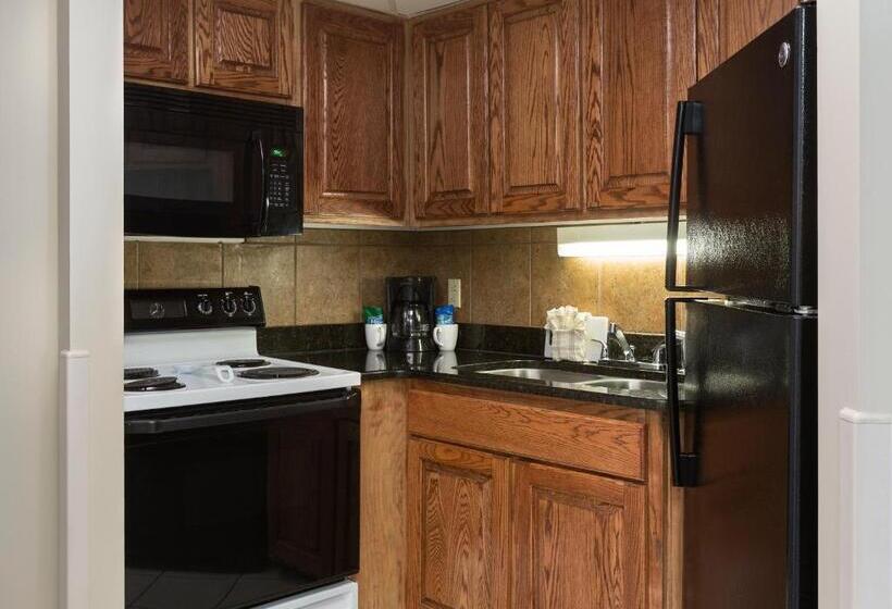 מיטת קינג בסוויטה, Landmark Resort