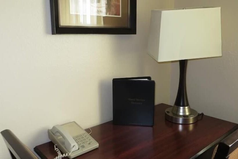 带2个双人床的标准工作室, Longhorn Boulder Highway