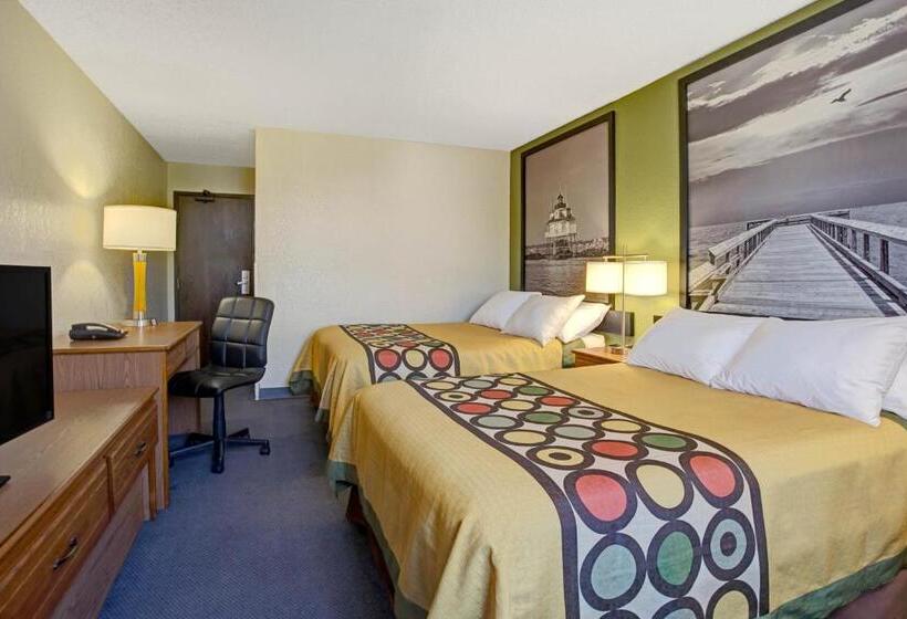 חדר דלוקס, Super 8 By Wyndham College Park Wash Dc Area