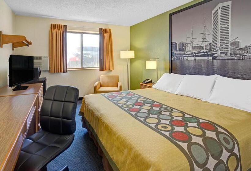 חדר סטנדרט עם מיטת קינג, Super 8 By Wyndham College Park Wash Dc Area