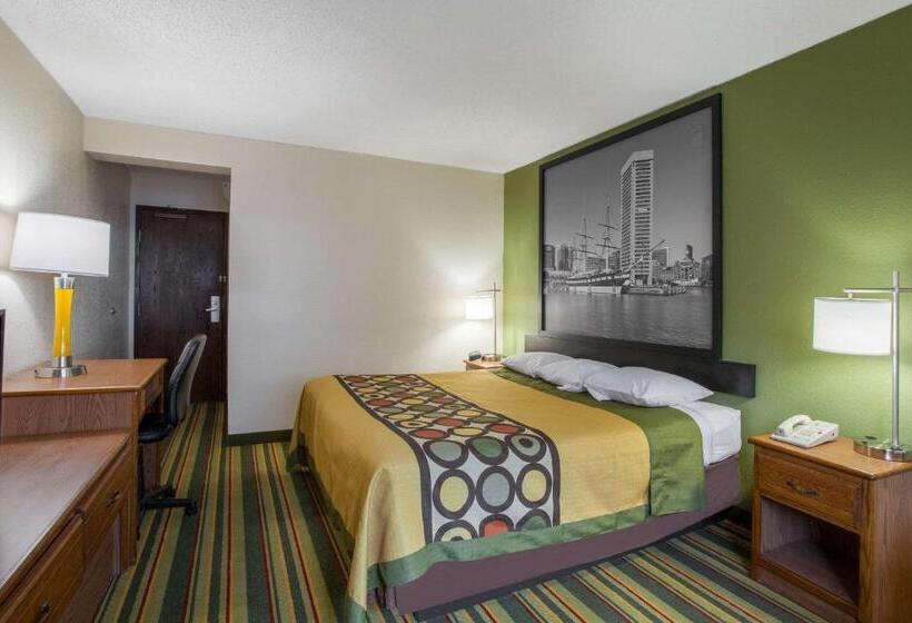 חדר סטנדרט עם מיטת קינג, Super 8 By Wyndham College Park Wash Dc Area