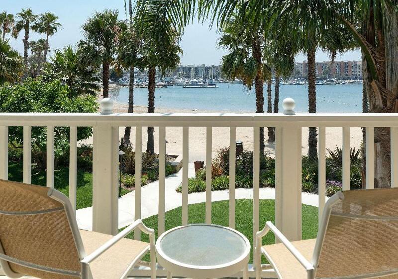 스탠다드 룸 킹사이즈 침대, Super 8 By Wyndham Hudson