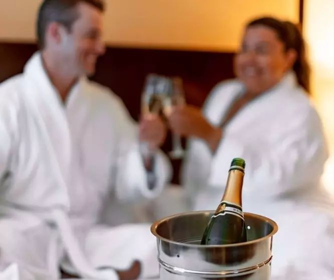 ２ダブルベッドのスタンダードルーム, Doubletree By Hilton Hotel Orlando At Seaworld