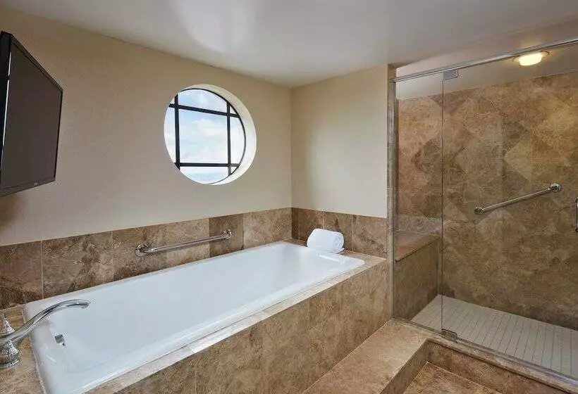 ２ダブルベッドのスタンダードルーム, Doubletree By Hilton Hotel Orlando At Seaworld